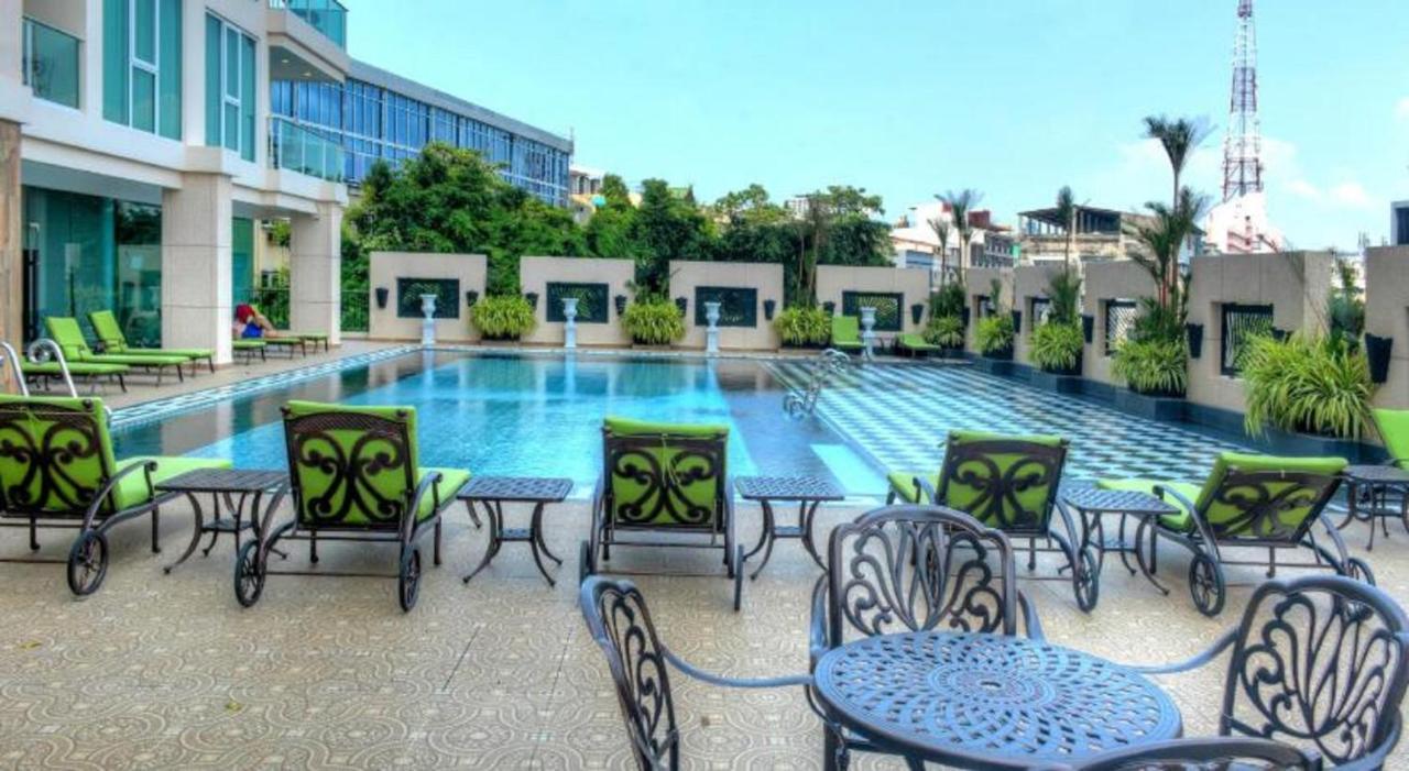 City Garden Tower Condo By Som Pattaya Luaran gambar